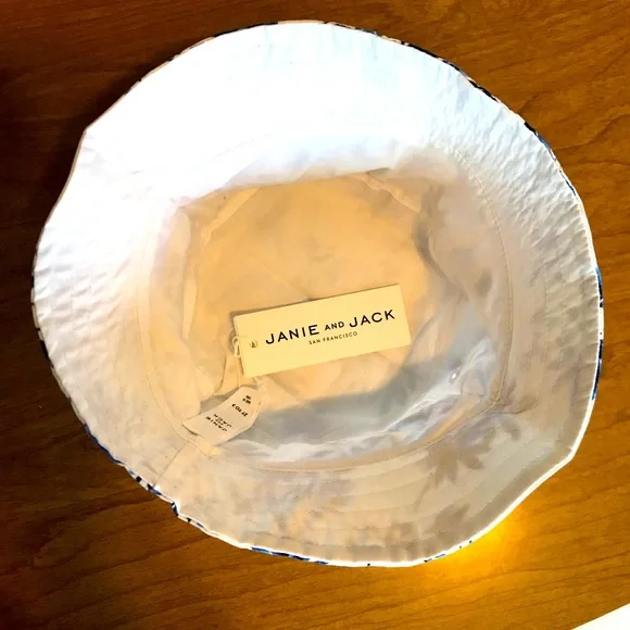 ⭐️SALE⭐️New Janie and Jack size 2T-3 Summer Hat, White +tropical foliage/birds - Picture 4 of 7